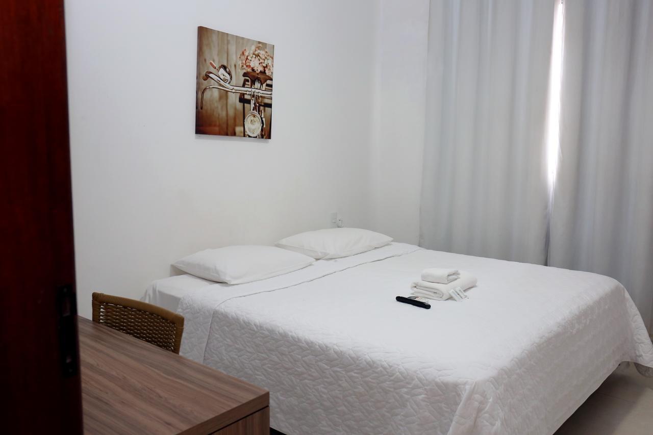 Licia Hotel Joao Pinheiro Esterno foto