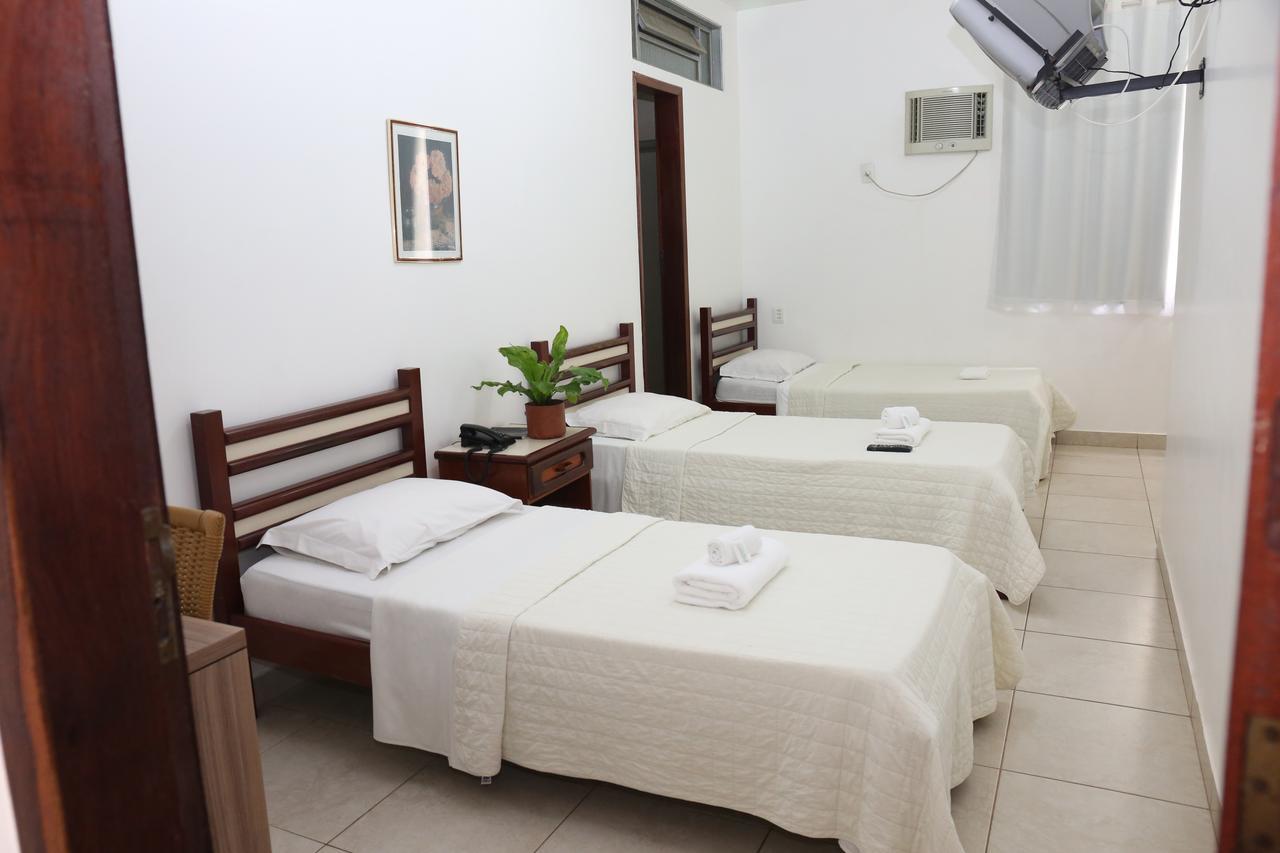 Licia Hotel Joao Pinheiro Esterno foto